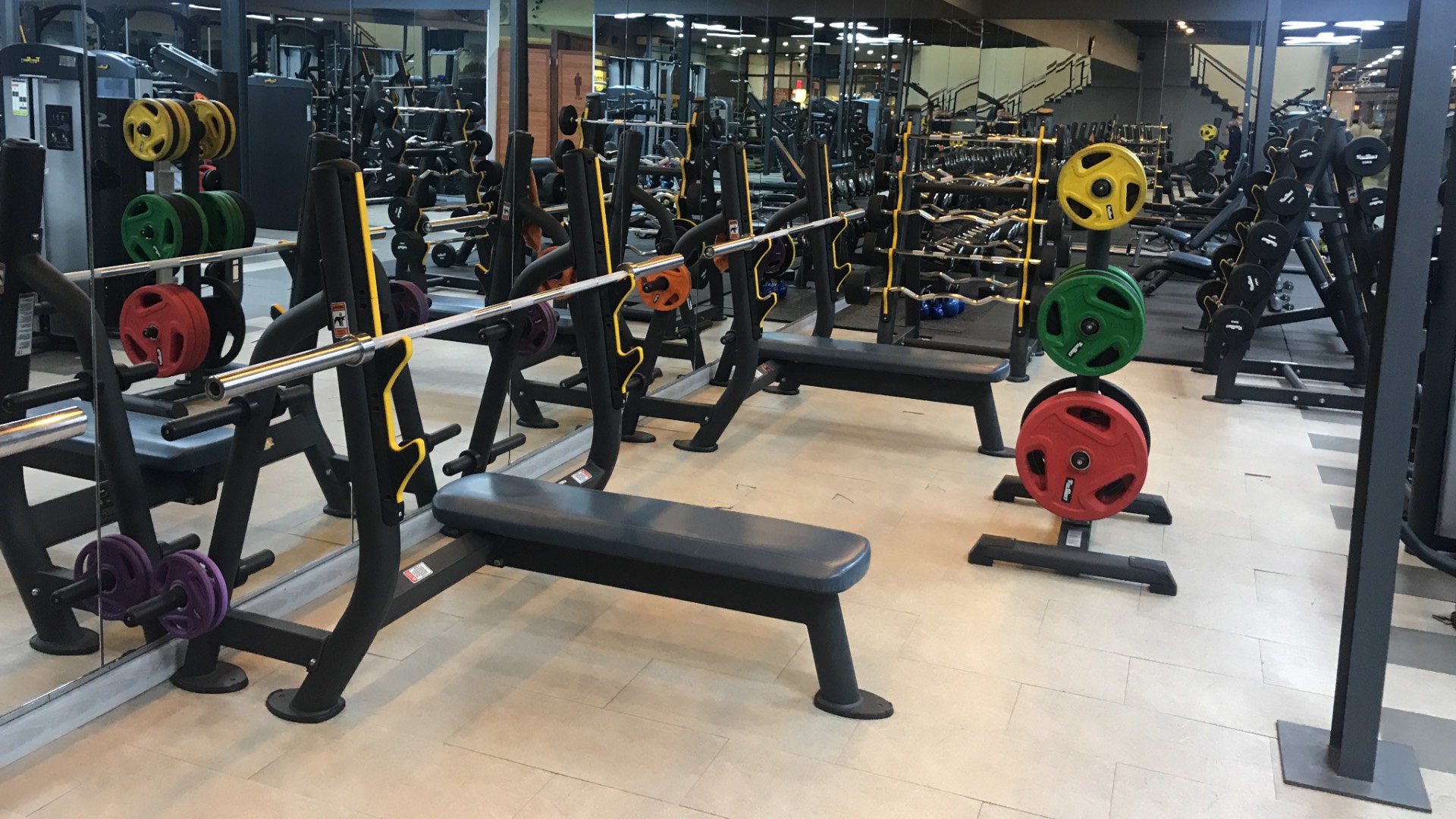 Gymaster Quận 12 - 99 Phan Văn Hớn (5)