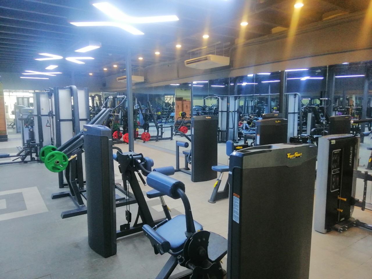 Gymaster Quận 12 - 99 Phan Văn Hớn (7)