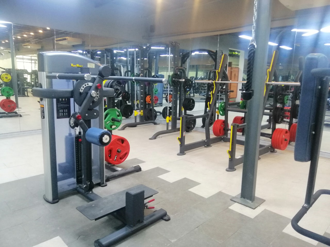 Gymaster Quận 12 - 99 Phan Văn Hớn (9)