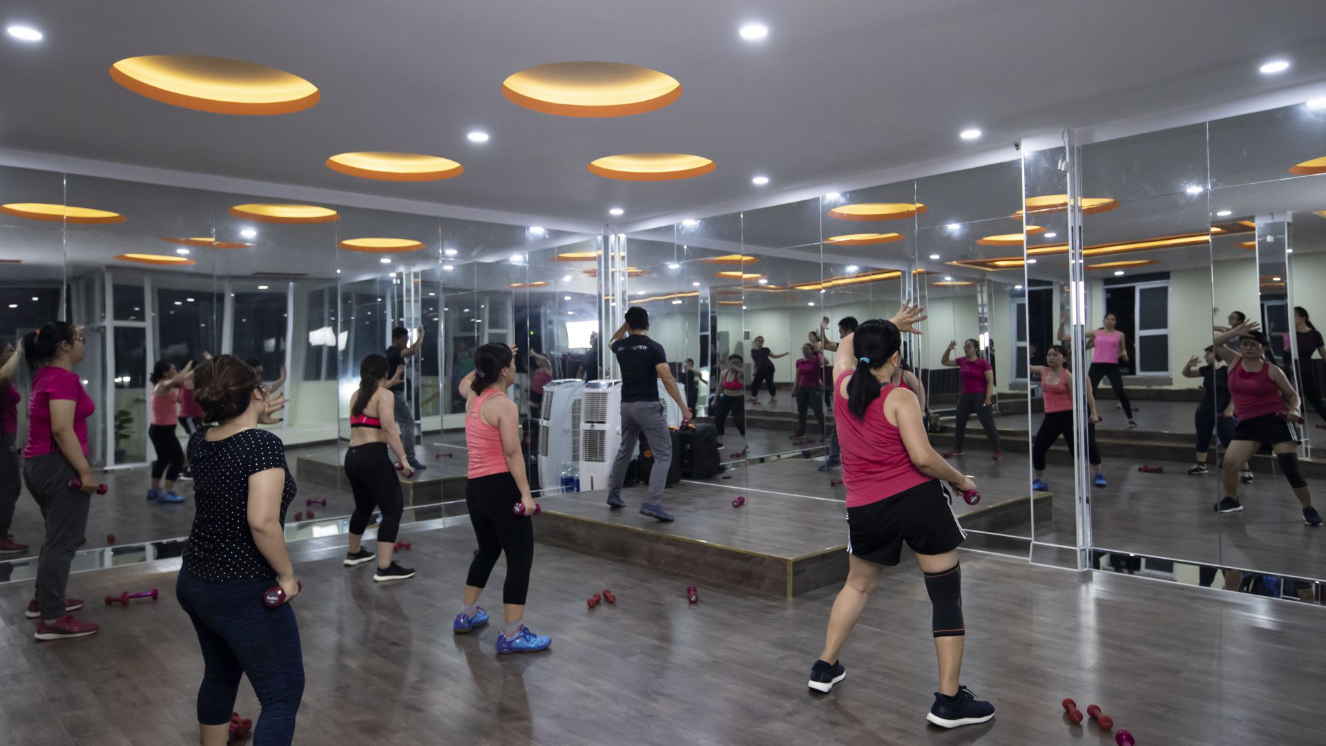 Trung tâm Gymaster Fitness Yoga (41)